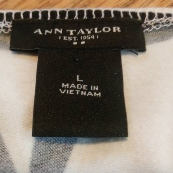 Ann Taylor Scoop Neck Top Size Large - Picture 5 of 6